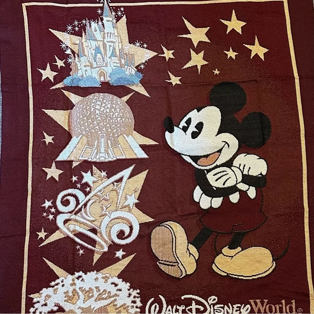 NEW Walt Disney World Mickey Mouse Throw Blanket Tapestry Cotton EPCOT 50x60